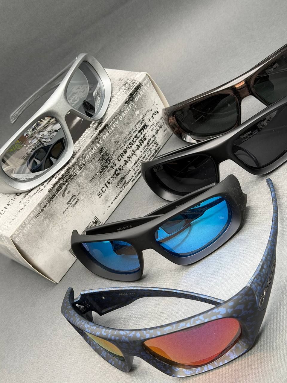 عینک ورزشی اوکلی کد ۷۷۴۸۰ Oakley