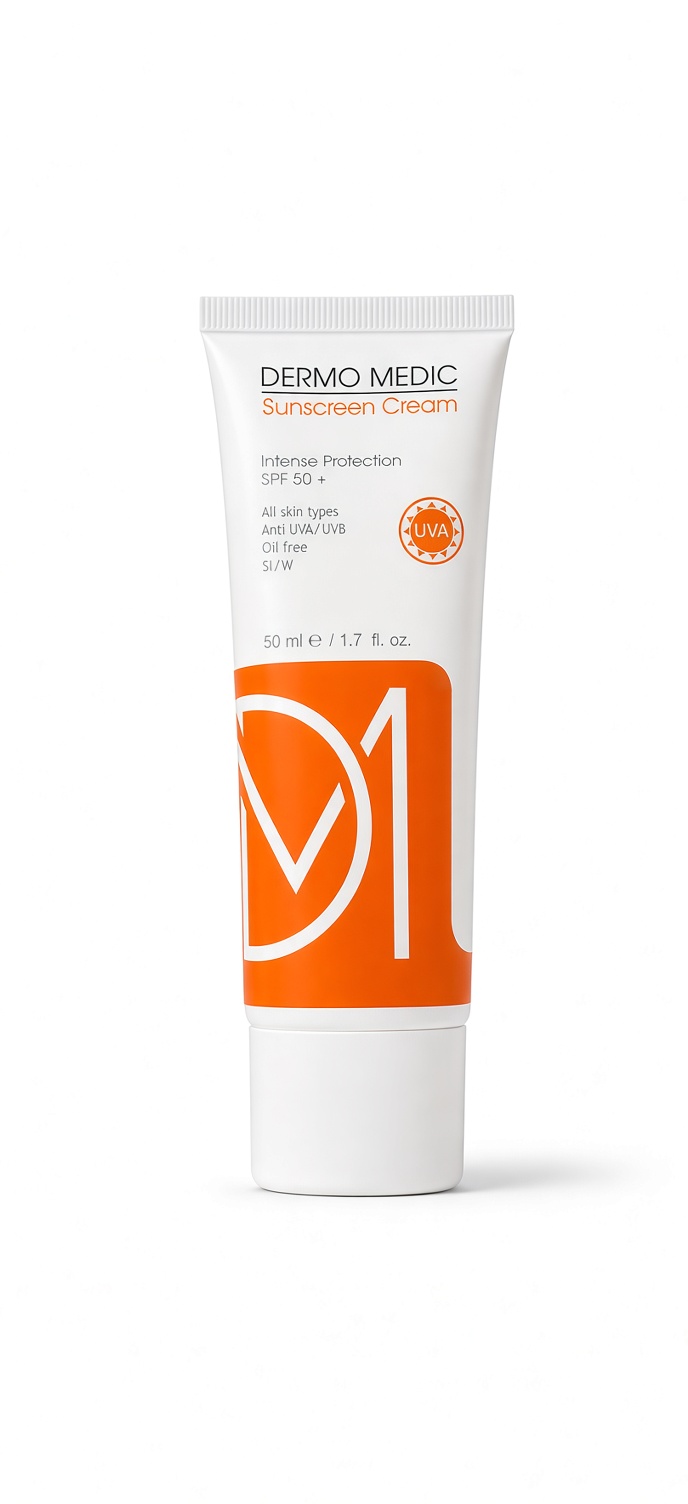 کرم ضد آفتاب فاقد چربی درمومدیک SPF 50+ (50 میلی‌لیتر)